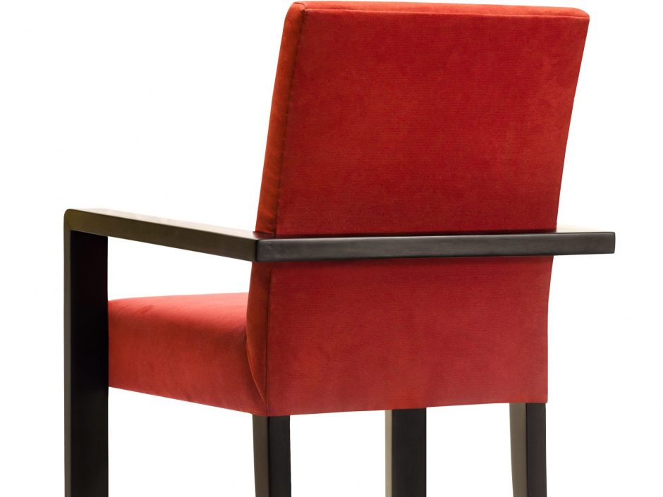 Iker Ortiz Muebles